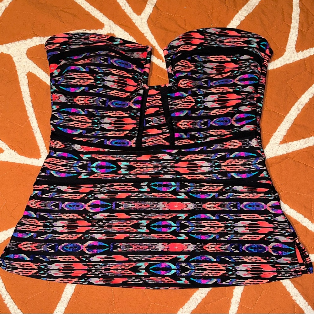 Strapless Graphic Multicolored Print Tankini Swim Top by Island Escape Size 6
